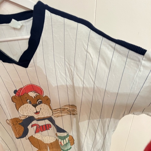 *RARE* Vintage Teddy Bear 7up Baseball T-shirt! ( - Picture 4 of 7